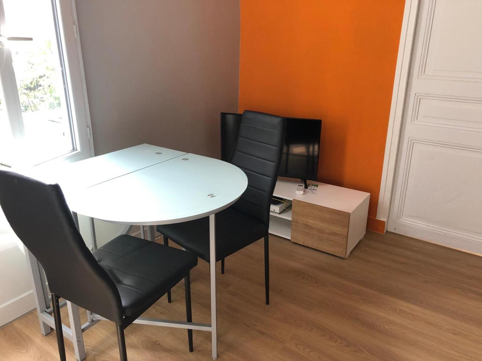 Appartements Saint Gratien 3 Min A Pied Transport Tour Eiffel ภายนอก รูปภาพ